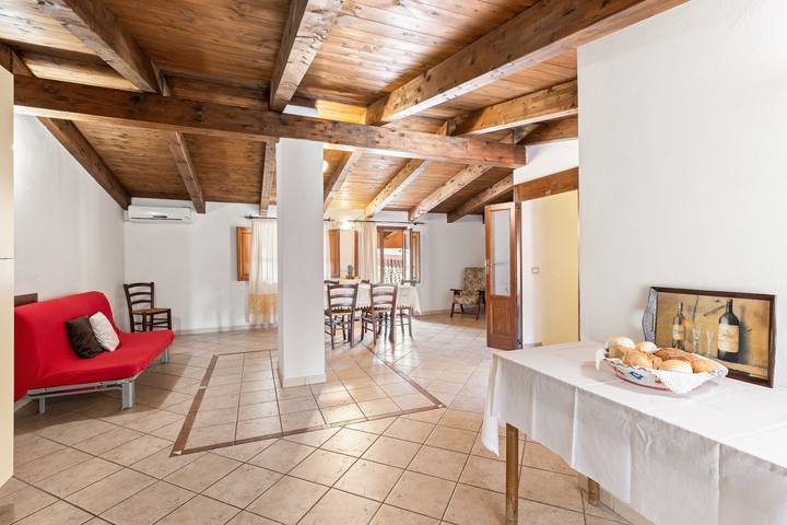 Casa vacanza per 12 persone, con balcone, con animali domestici - 1