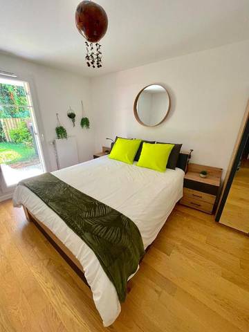 Cottage pour 2 personnes, avec jardin et terrasse à Mareil-Marly