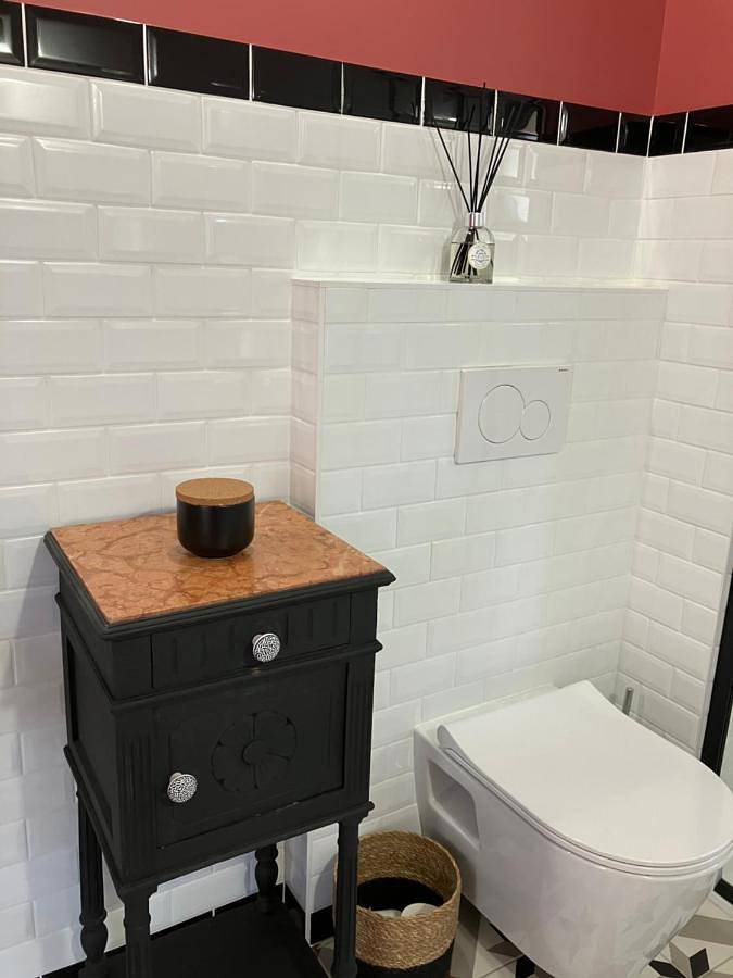 Chambre d’hôte pour 2 personnes, avec jacuzzi et piscine ainsi que jardin et terrasse à Nîmes - 4