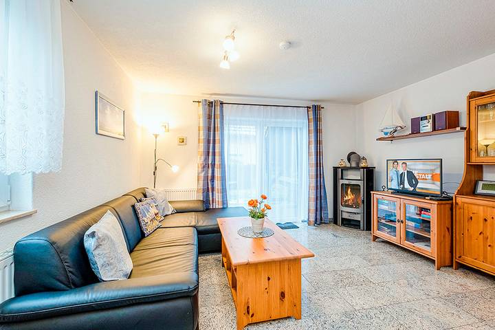 Ferienhaus für 6 Personen, mit Garten und Sauna in Zingst - 2