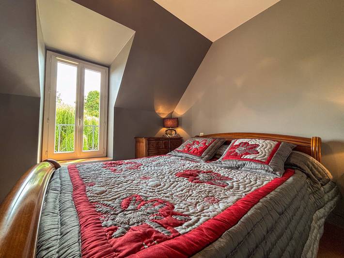 Gîte pour 10 personnes, avec piscine ainsi que terrasse et jardin dans Indre - 4