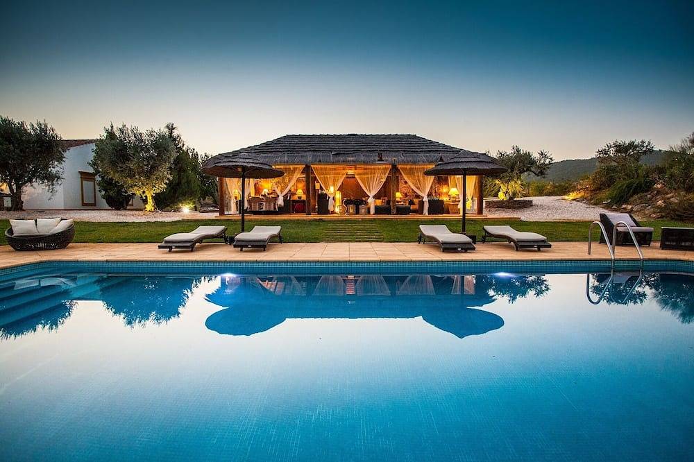 Luxury Alentejo Estate & Country House in Redondo, Évora District