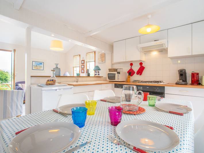 Location de vacances pour 6 personnes, avec terrasse et jardin dans Plage Pors Termen Trebeurden - 4