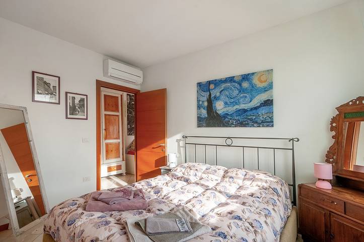 Appartamento intero, Appartamento 'Leopolda' con terrazza privata, Wi-Fi e aria condizionata in Firenze Centro storico, Firenze