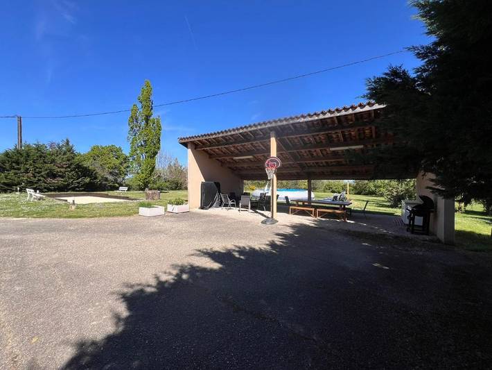 Location de vacances pour 2 personnes, avec vue ainsi que jardin et piscine à Fleurance - 4