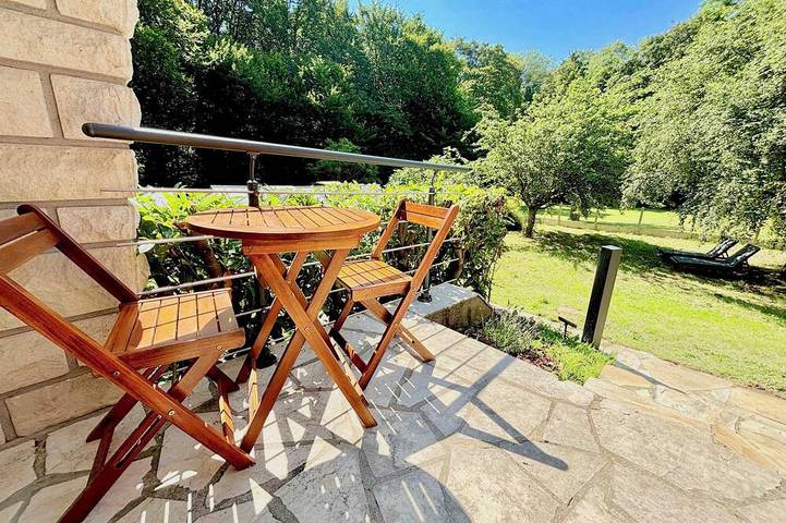 Appartement de vacances pour 5 personnes, avec Terrasse et Jardin