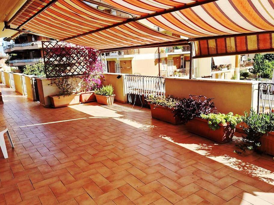 Appartamento intero, Roma, Aeroporto Ciampino e Castelli Romani in Casal Morena, Roma