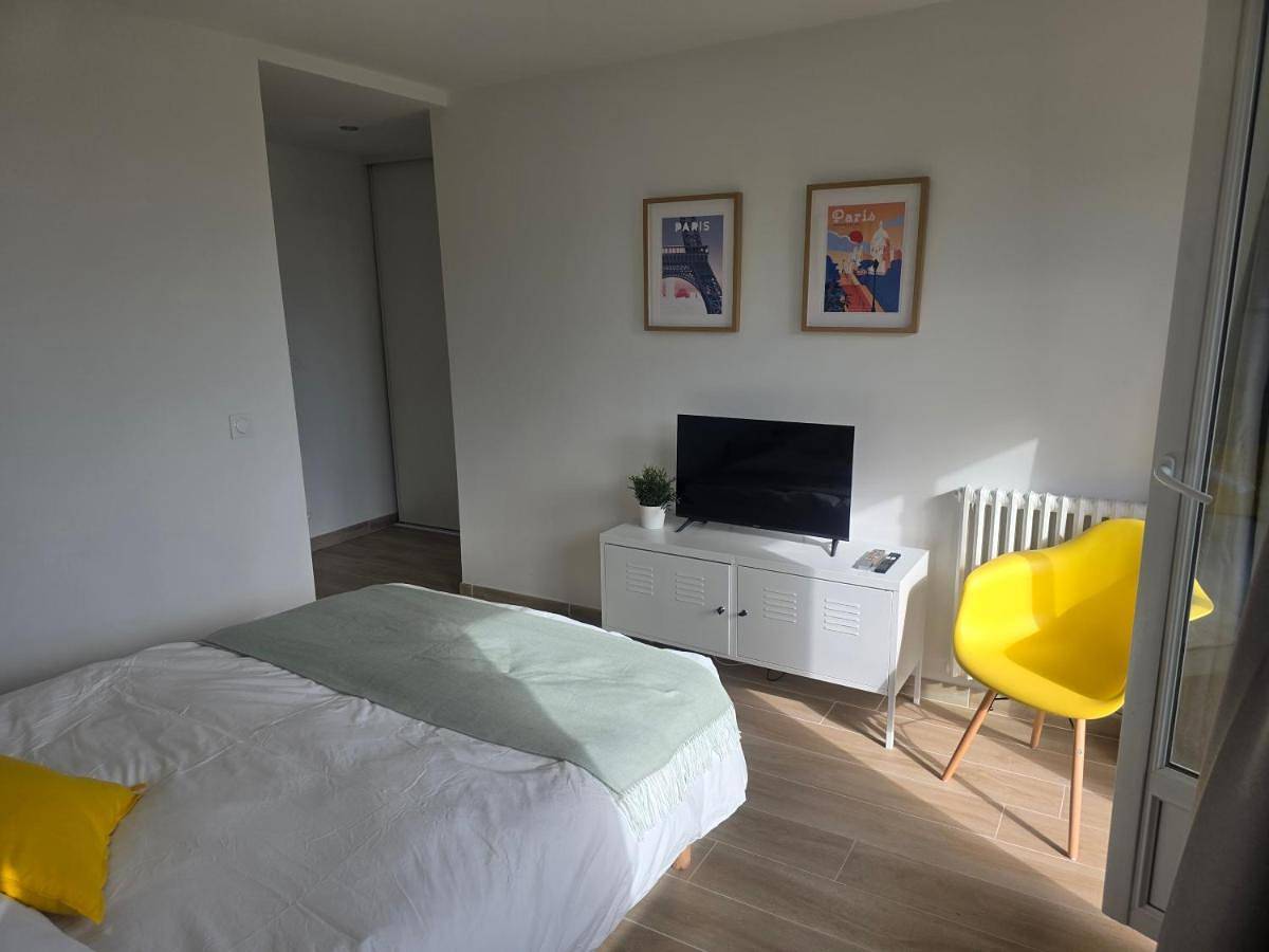 Appartement entier, Paris vous aime in Le Kremlin-Bicêtre, Val-de-Marne