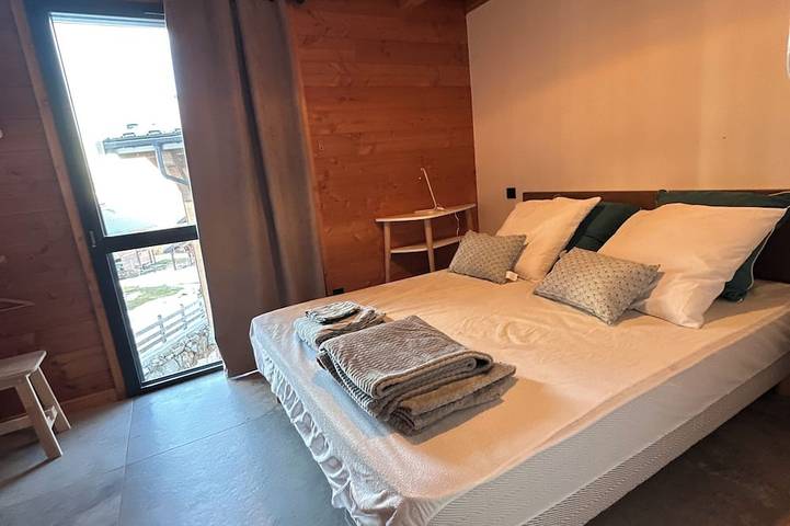 Gîte pour 12 personnes, avec jardin et terrasse dans Office De Tourisme La Toussuire - 3