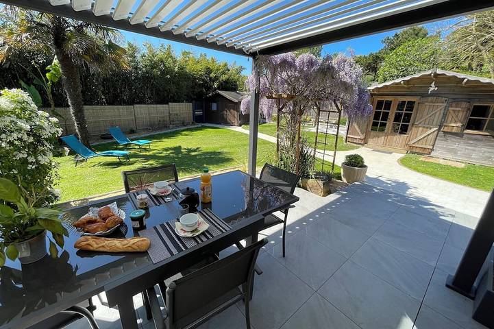 Ferienhaus für 2 Personen, mit Pool und Garten