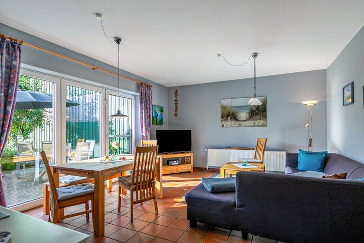 Ganze Wohnung, 'Ferienhof Anke Thiede' mit Privatterrasse, Gemeinschaftsgarten und Wi-Fi in Lehe, Halbinsel Eiderstedt