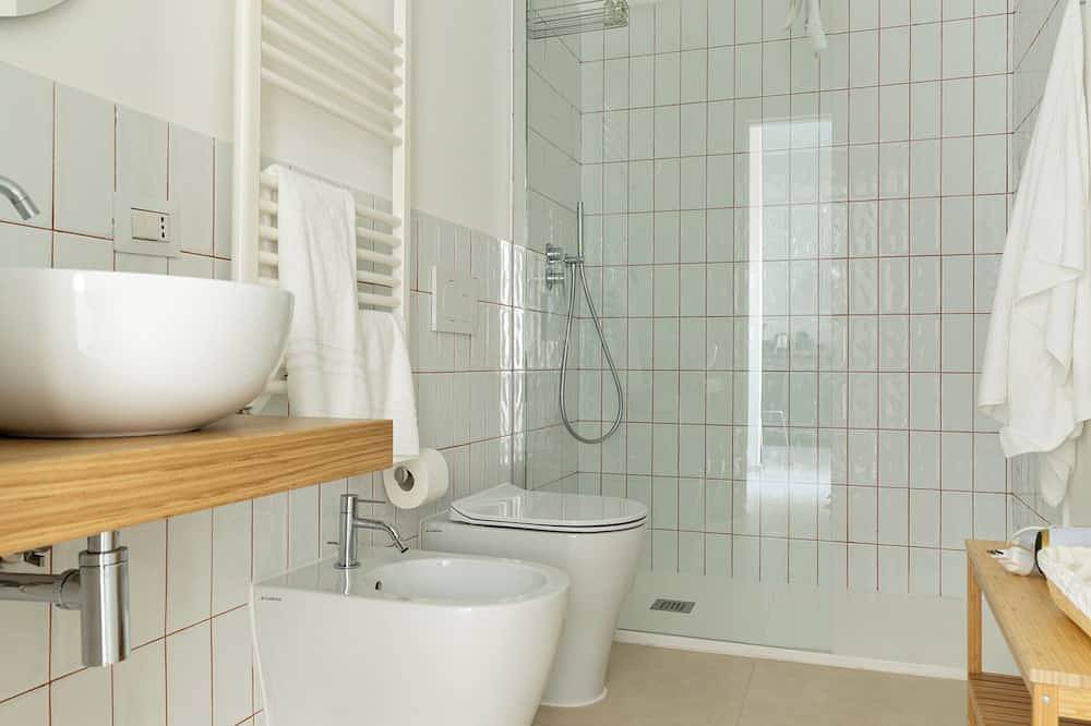 Appartamento intero, Sassi di Matera loft con balcone - free parking in Matera, Piana del Metaponto