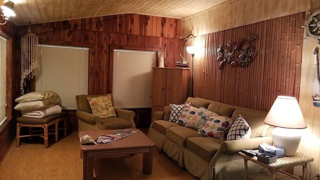 Palm Beach afforable Fun Getaway! Near Pirates Beach in Galveston Island, Galveston