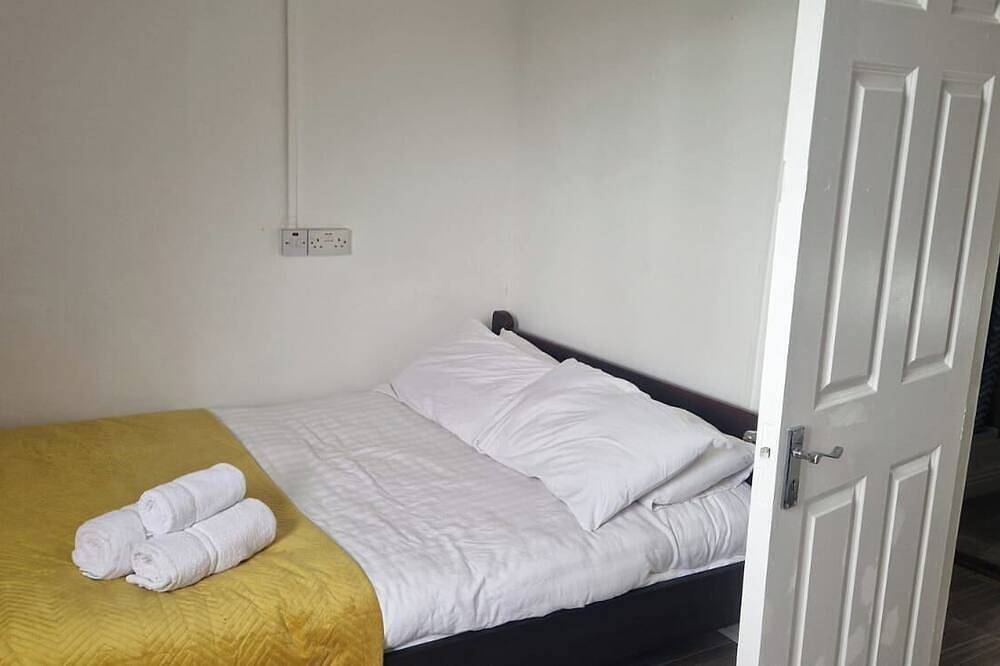 Entire apartment, Cork Apartment with River Views -Cosy in Cork in Cork, County Cork