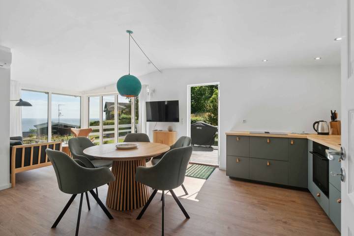 Ferienhaus für 6 Personen, mit Terrasse und Ausblick auf Bornholm - 4