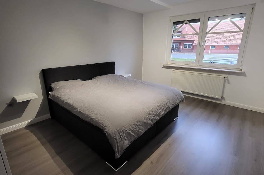 Beautiful holiday home with hot tub. In short: relax and enjoy! in Neubörger, Emsland