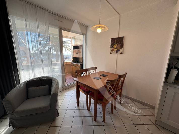 Gîte pour 5 personnes, avec terrasse dans Port de Sète - 2