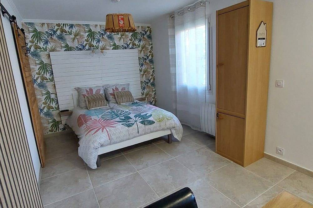 Gîte de L'Olivier air-conditioned, garden, free parking, 5 minutes from the center. in L'Isle-sur-la-Sorgue, Vaucluse