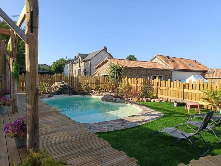 Maison de vacances pour 6 personnes, avec piscine ainsi que jardin et terrasse