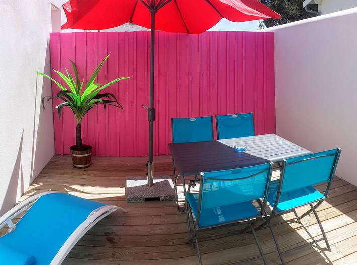 Studio pour 2 personnes, avec terrasse, animaux acceptés