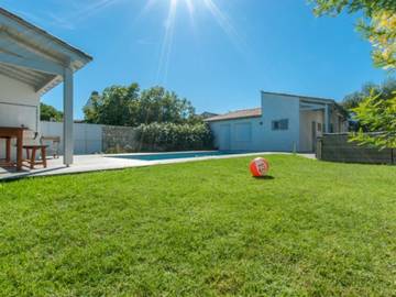 Villa for 8 People in Sainte-Marie-de-Ré, Côte des Fleurs, Photo 4