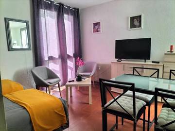 Gîte pour 2 personnes, avec vue dans Thermes de Gréoux les Bains