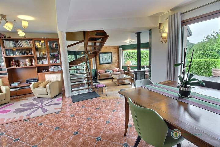 Gîte pour 9 personnes, avec terrasse et jardin à Louannec - 3