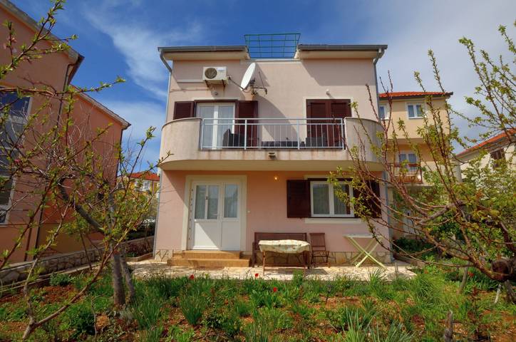 Smještaj za odmor za 4 osoba, s Balkon u Grad Cres