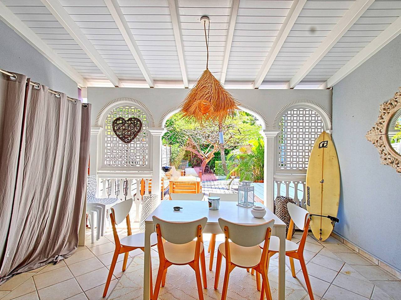 Appartement entier, Villa à 2 min de la Plage d'Orient Bay in Saint Martin