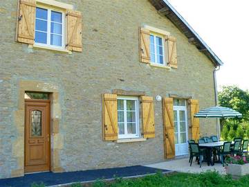 Gîte pour 10 personnes, avec jardin à Douzy