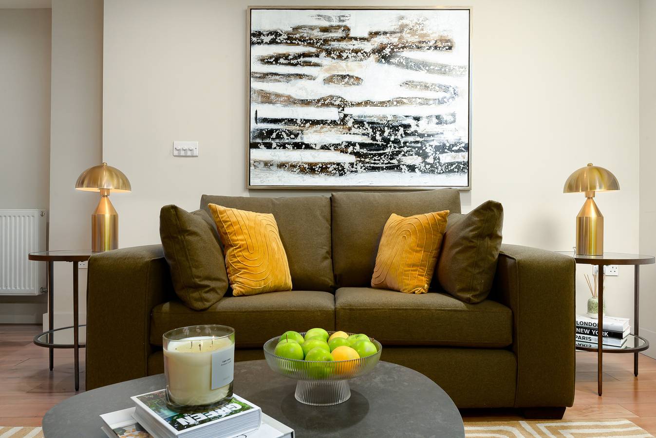 Entire apartment, Monument | Studio Executive in Downtown, London