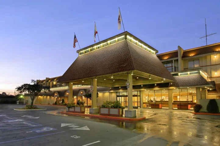 Hotel para 4 personas, con piscina - 1