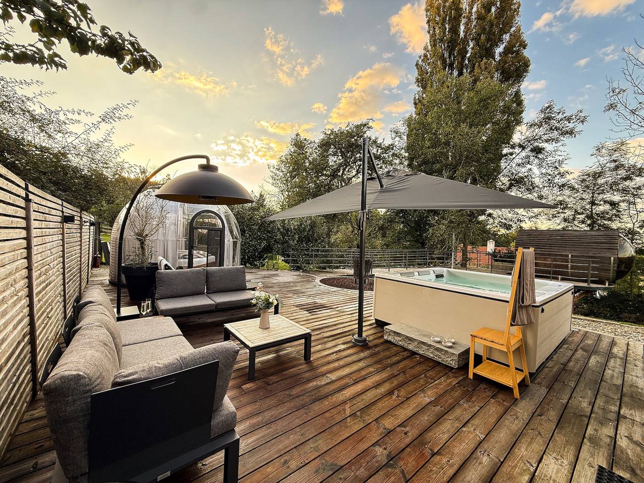 Chalet 'Sternenzauber' mit Privatterrasse und Wlan in Kirchstetten (Wienerwald), Traisental