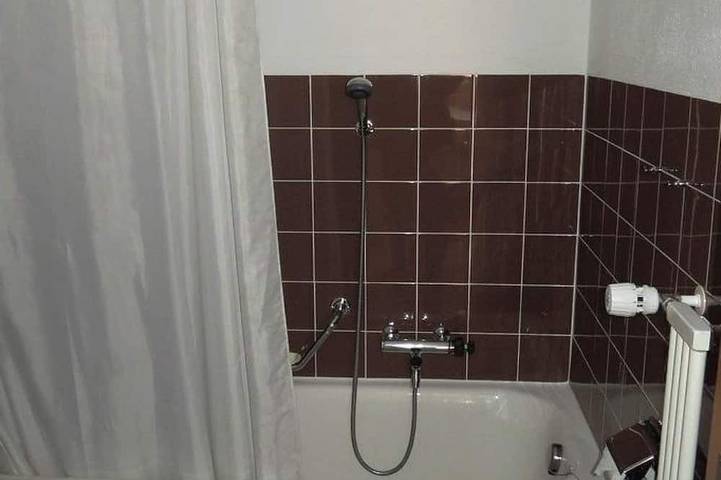 Ganze Wohnung, Heimstrasse 1 App 4 Appartement/Fewo, Dusche oder Bad, Wc, Balkon in Davos Platz 1, Davos