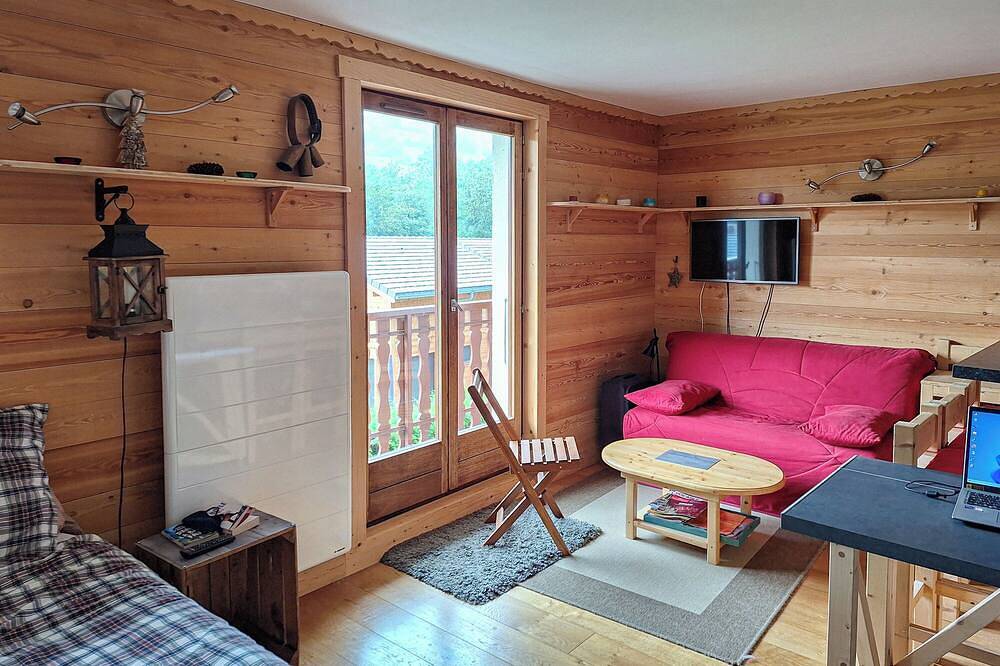 Ganze Wohnung, Beautiful mountain accommodation at 12 km from Lake Geneva in Bernex, Thonon-les-Bains und Umgebung