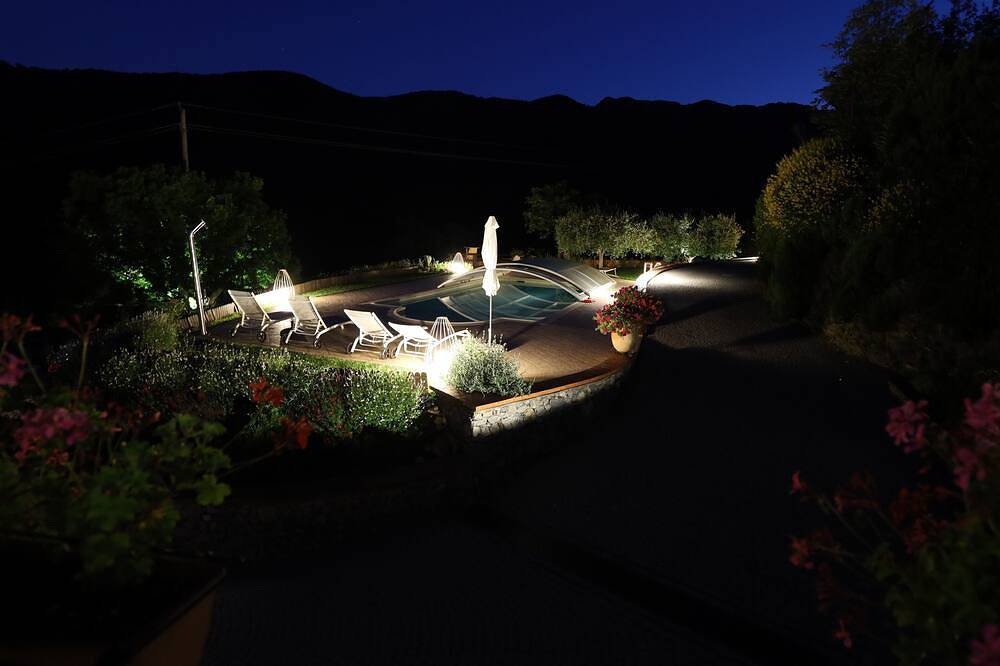 Cottage con giardino e piscina riscaldata in Rialto, Alpi Liguri