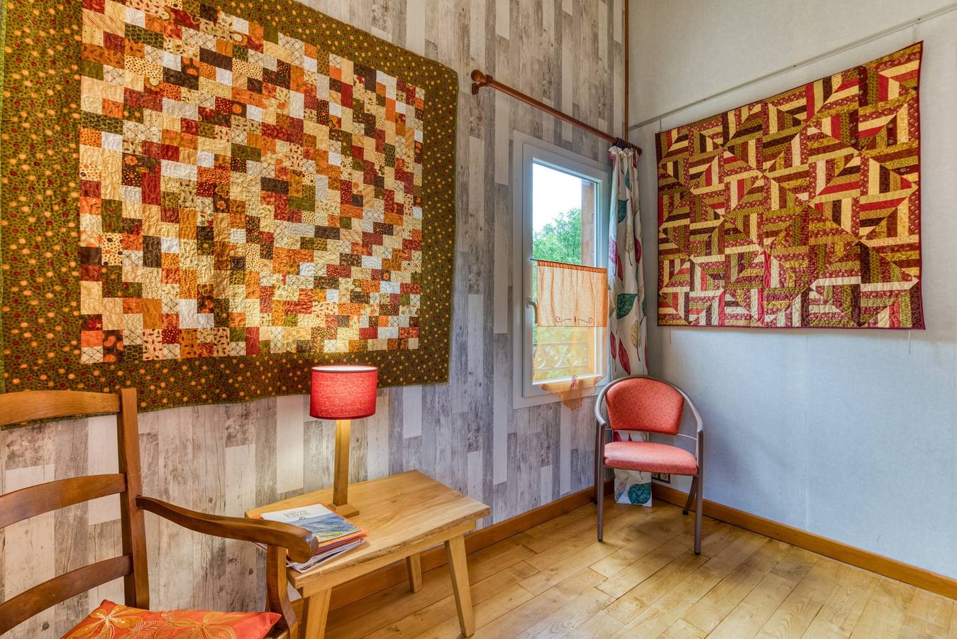 Chambre d’hôtes « Chambre Marissou » avec piscine partagée, terrasse et Wi-Fi in Soubès, Région de Lodève