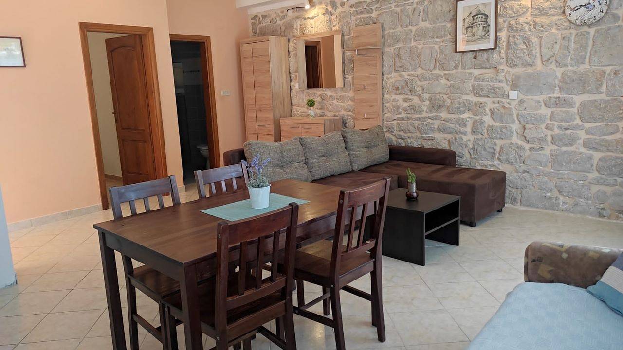 Ganze Ferienwohnung, Ferienwohnung für 4 Personen (45 m²) in Kukljica in Kukljica, Insel Ugljan