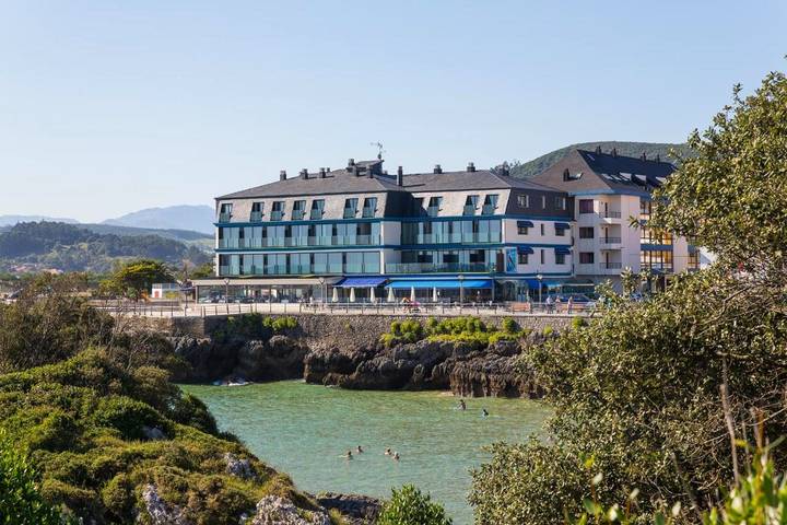 Hotel para 4 personas, con piscina - 1