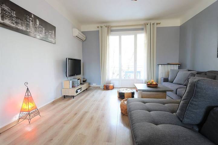Gîte pour 4 personnes, avec Balcon dans Gare D Aix En Provence Ville
