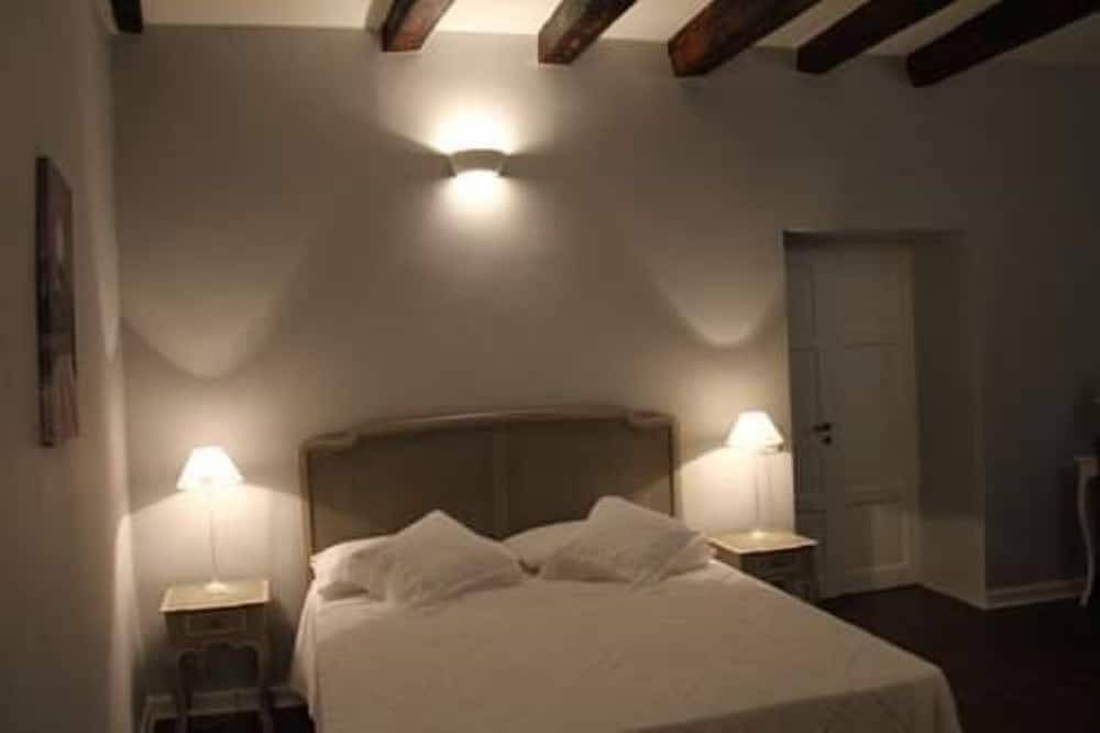 Apartamento entero, Beautiful apartment in the historic center of Cosenza, near the Rendano Theater  in Cosenza, Provincia de Cosenza
