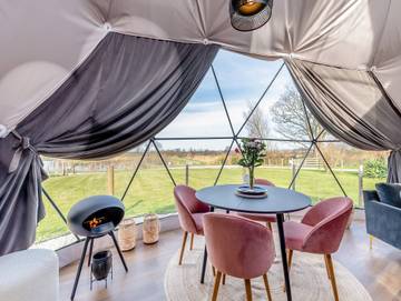 Glamping for 6 People in Lancashire, North West England, Photo 4