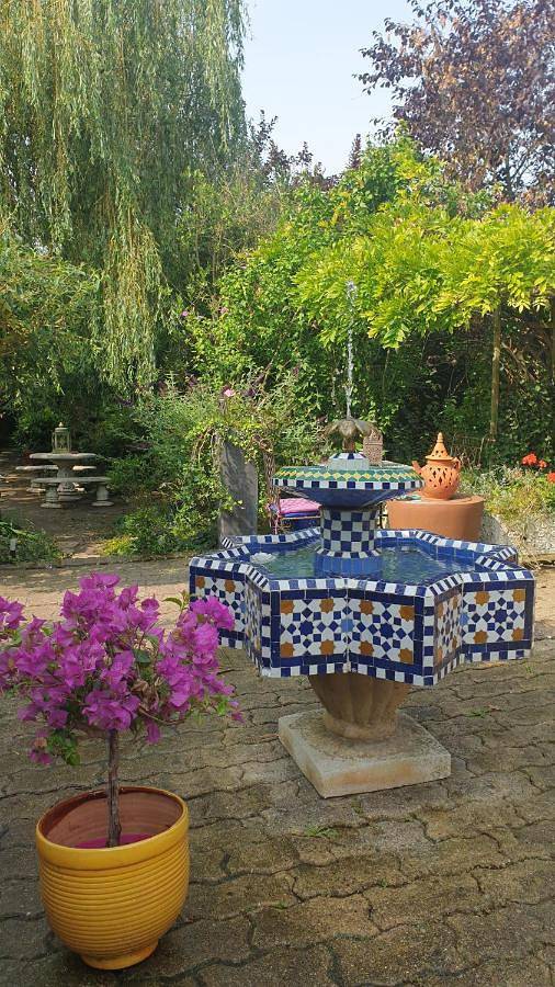 Gîte pour 3 personnes, avec vue et jardin à Meurchin