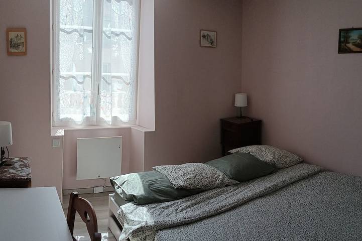 Ferienhaus „Les Glycines“, 10 Personen (+2 Babys), 4 Schlafzimmer, 2 Badezimmer in Vicq-sur-Gartempe, Vienne