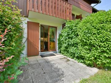 Gîte pour 4 personnes, avec terrasse à Bernex
