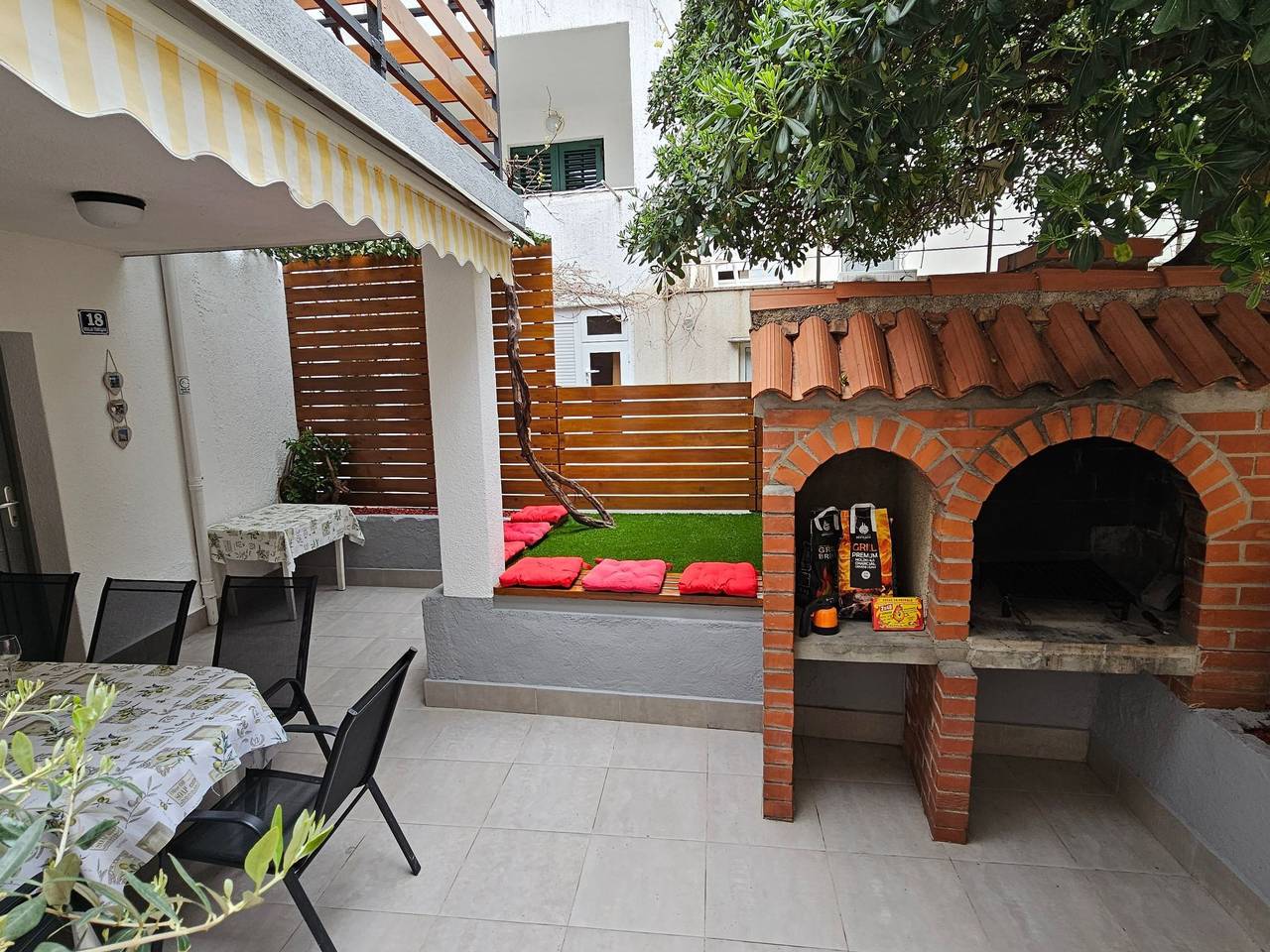 Klarisa in Novalja, Pag