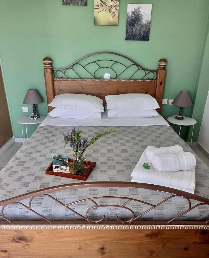 Appartement entier, Budget Double Room in Région de Messenia