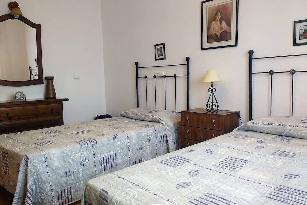 Chalet independiente para 6 personas situado en Miami Playa in Miami Platja, Montroig