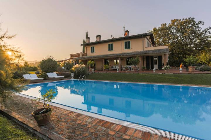 Villa pour 9 personnes, avec jardin et balcon