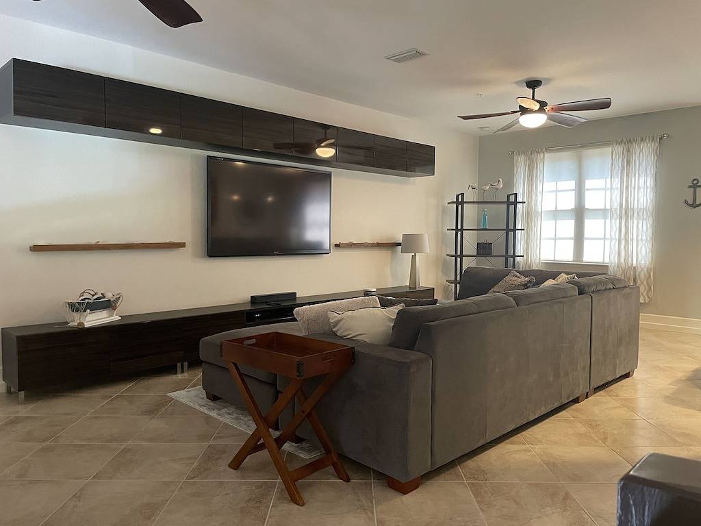 Ganze Wohnung, Beautiful Resort Condo - Minutes from the beach! in Fort Myers, Southwest Florida